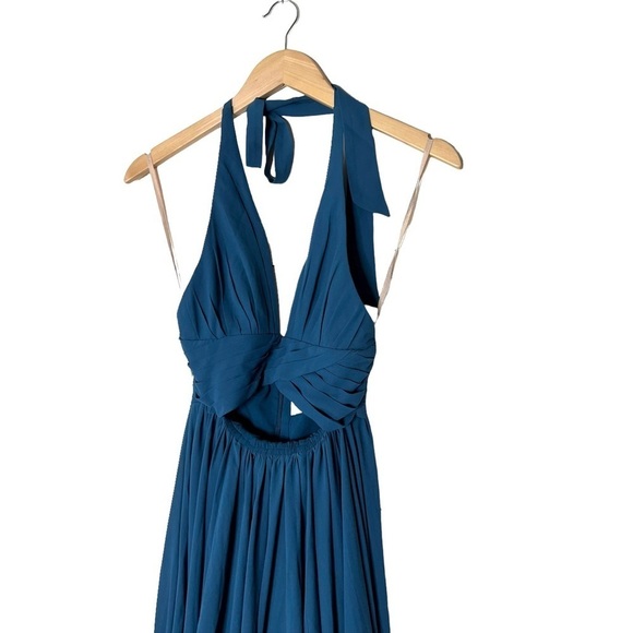 Fame And Partners Cut Out Pleated Teal Maxi Dress - Picture 10 of 14